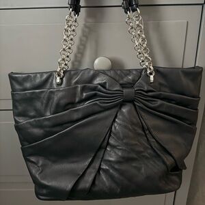 Nina Ricci Elegant Black Leather Bag